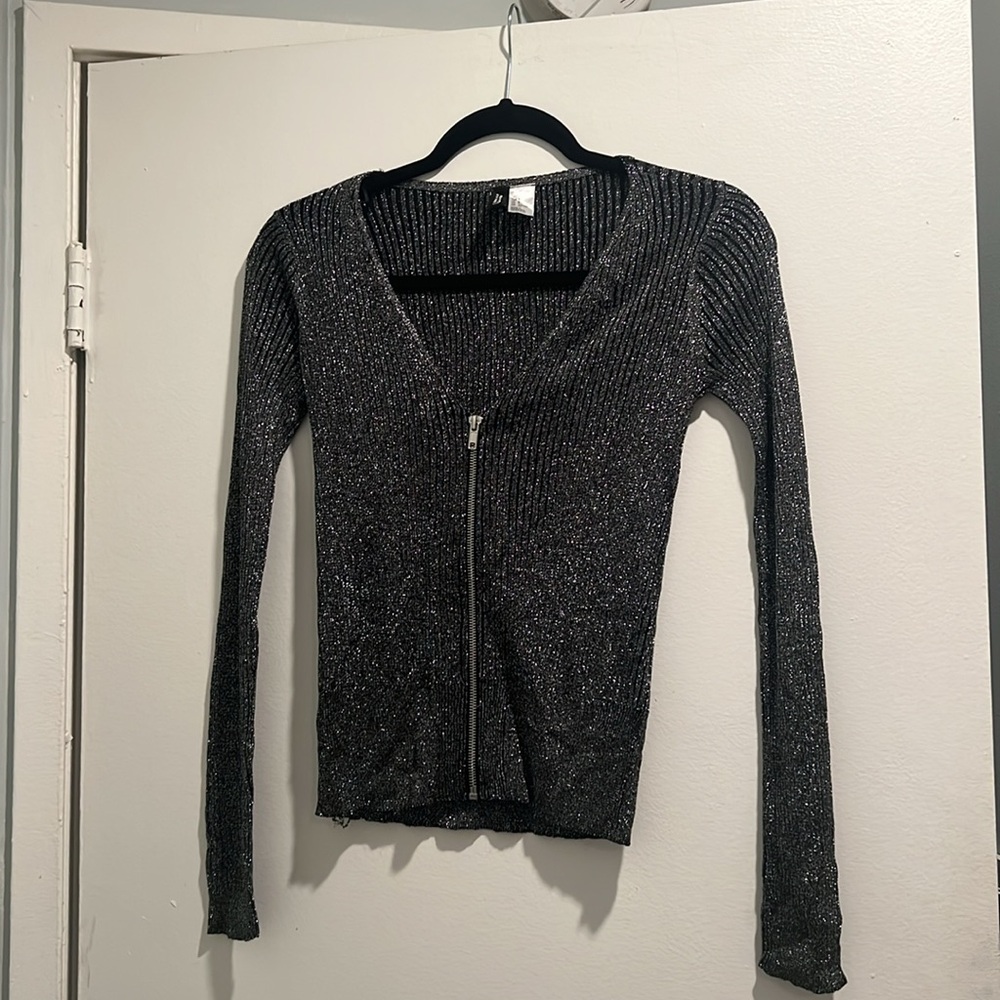 Chic Silver Metallic Zip-Up Cardigan